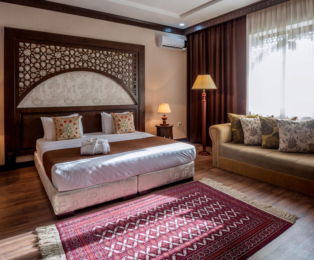 Orient Star Hotel Самарканд Екстериор снимка