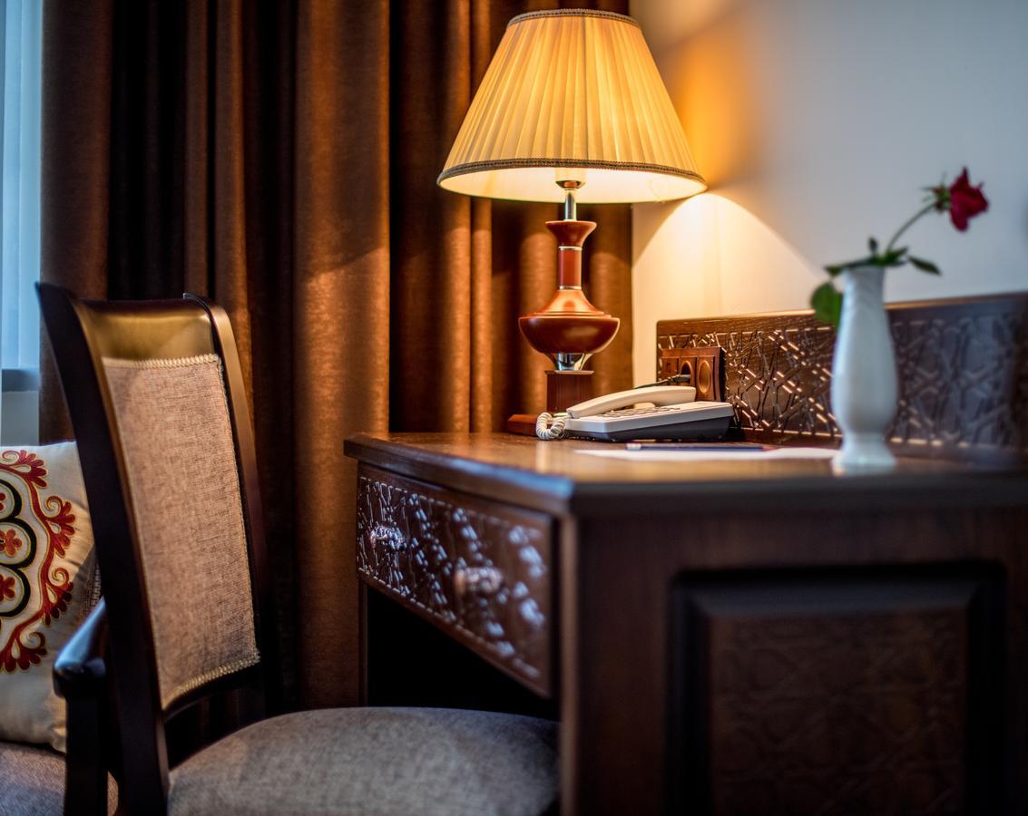 Orient Star Hotel Самарканд Екстериор снимка